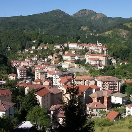 达尔阿奎罗纳旅馆