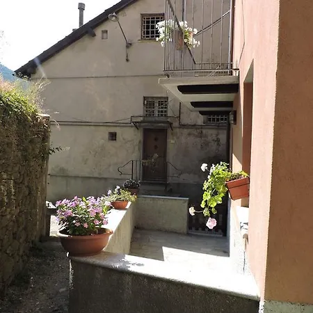 Dall'acquarone Masone